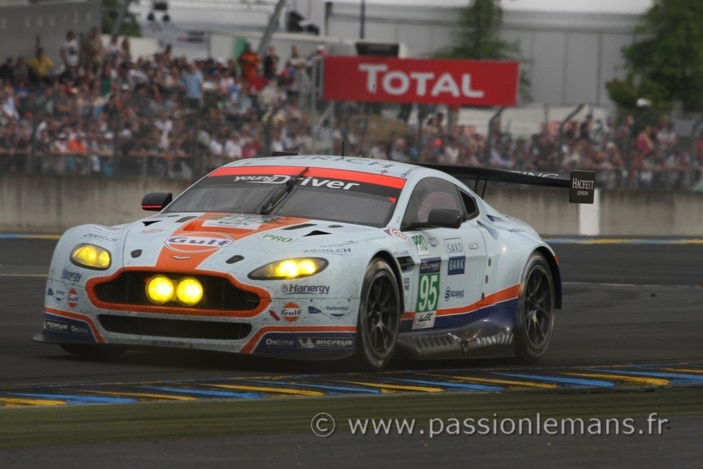 Aston Martin Vantage