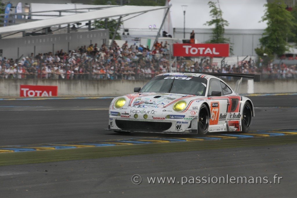 Porsche 911 GT3 RSR N°67